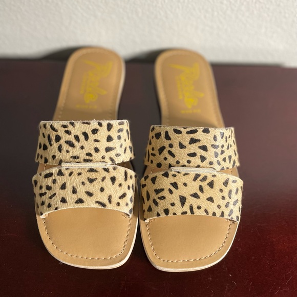 ASOS Rule London Slides - Picture 2 of 4